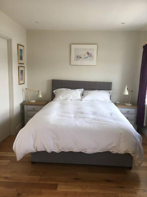 2 Quay Road, Killala. Stunning Sea Front Cottage Buitenkant foto