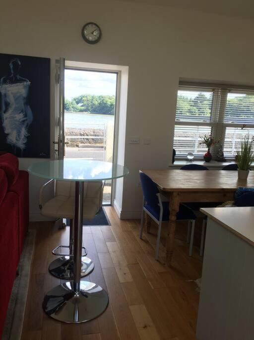2 Quay Road, Killala. Stunning Sea Front Cottage Buitenkant foto