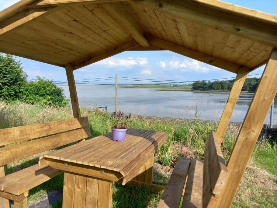 2 Quay Road, Killala. Stunning Sea Front Cottage Buitenkant foto