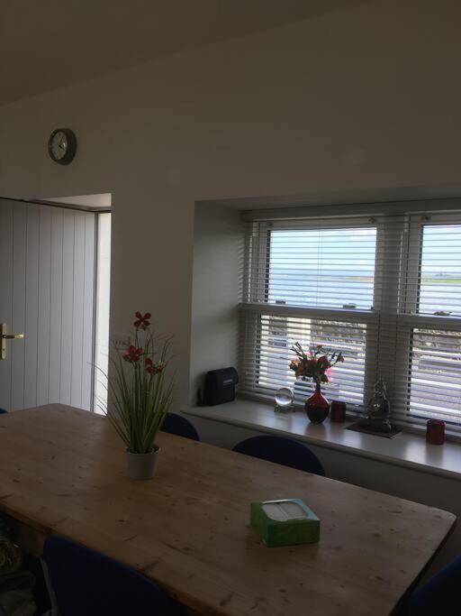2 Quay Road, Killala. Stunning Sea Front Cottage Buitenkant foto